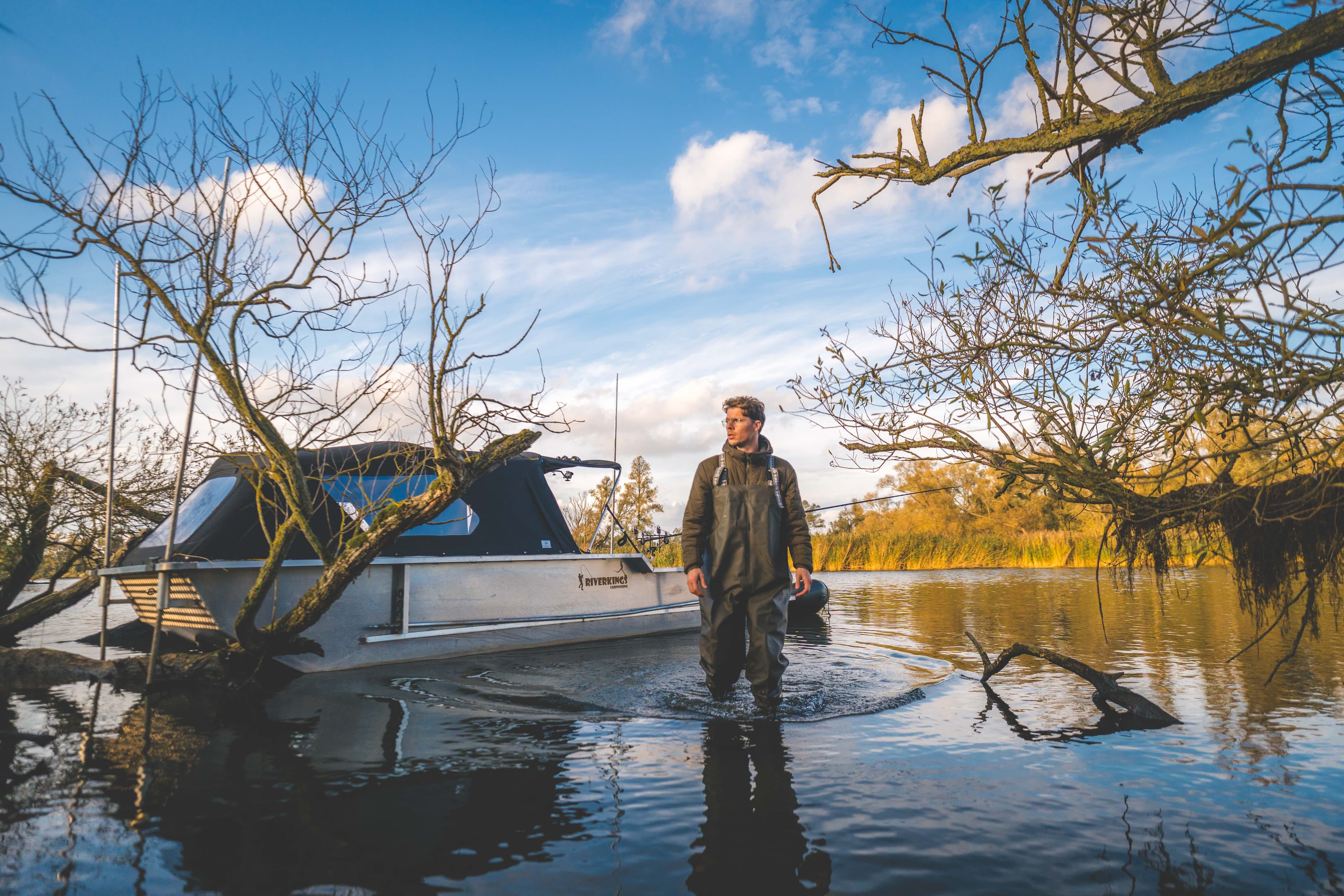 Location de bateaux à carpes en eau libre
